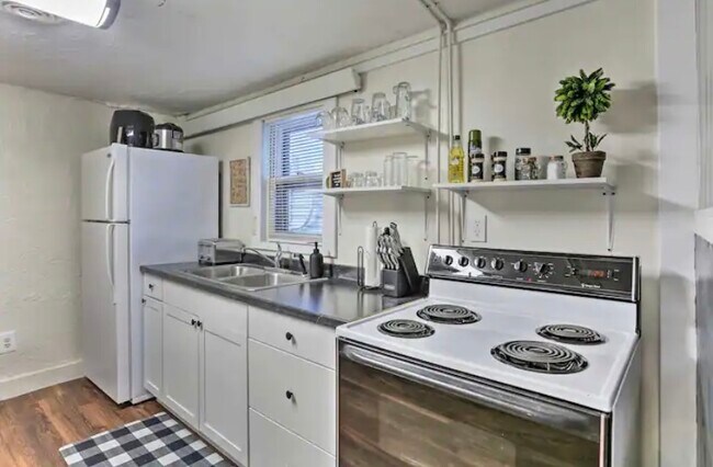 Photo - 632 Prospect Ave