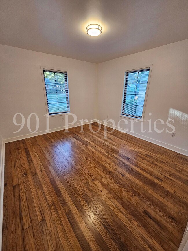 Photo - 94 E Lafayette Cir