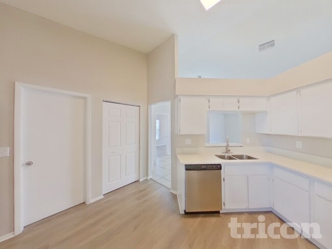 Photo - 1236 Sweet Gum Dr