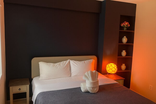 Photo - 1937 Woodford Rd Unidad SI ID1473412P