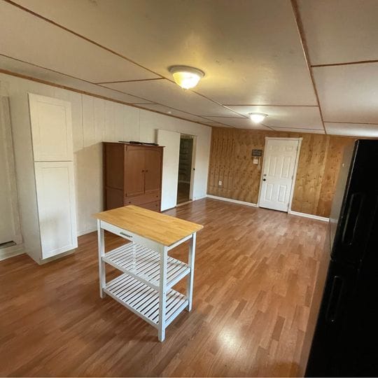 Photo - 2124 Polly Ln