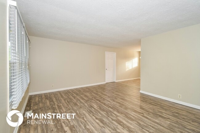 Photo - 4900 Libby Ln