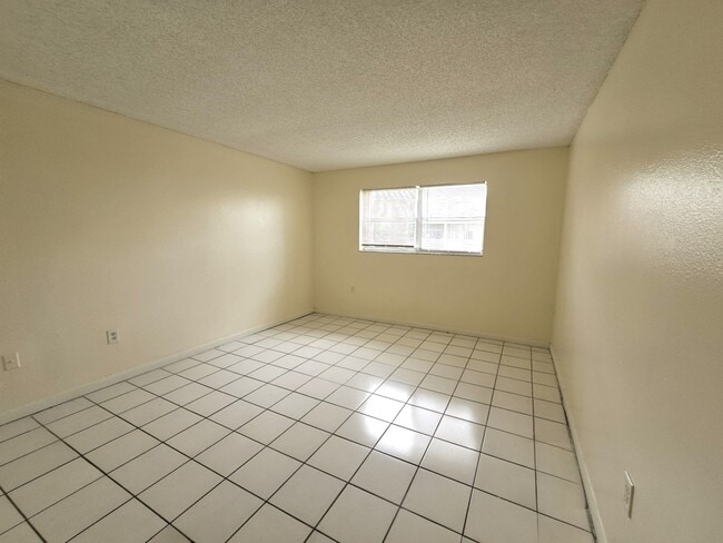 Photo - 3600 NW 21st St