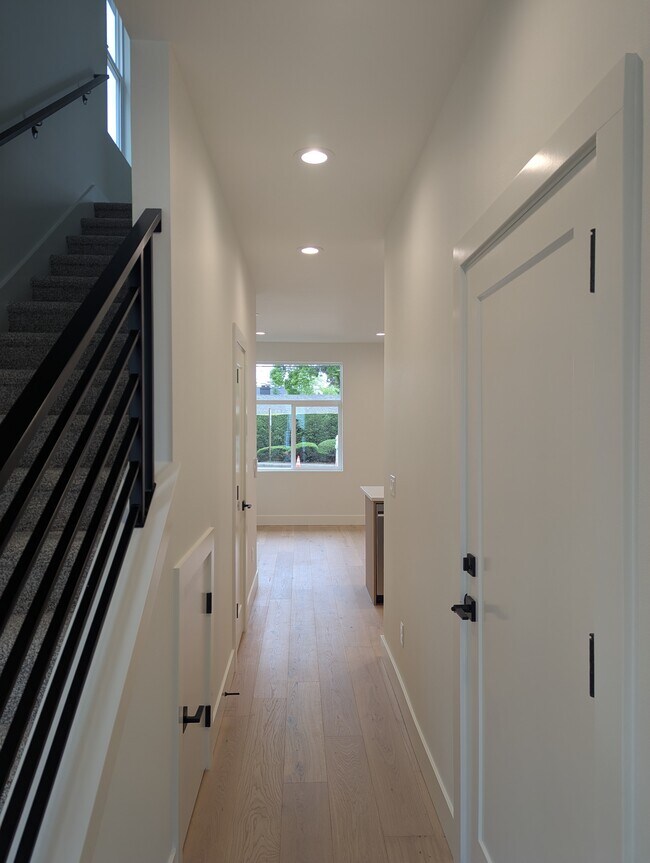 Photo - 5041 SE King Rd