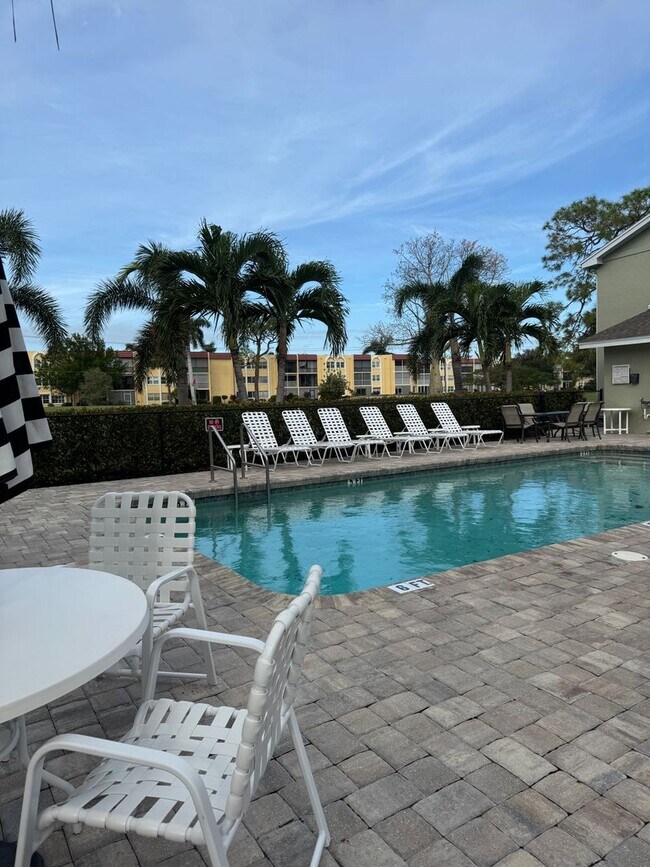 Annual Rental 2 miles to Clam Pass Park House Rental in Naples, FL