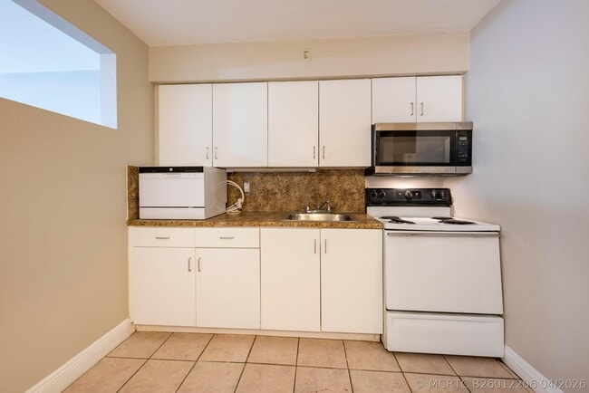 Photo - 1108 NW 5th Ave Unit 2