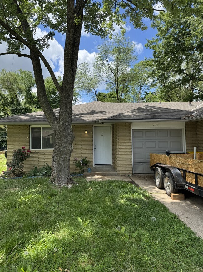 Photo - 4212 N Askew Ave Casa