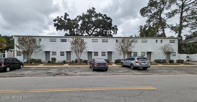 Building Photo - 1606 King St Rental