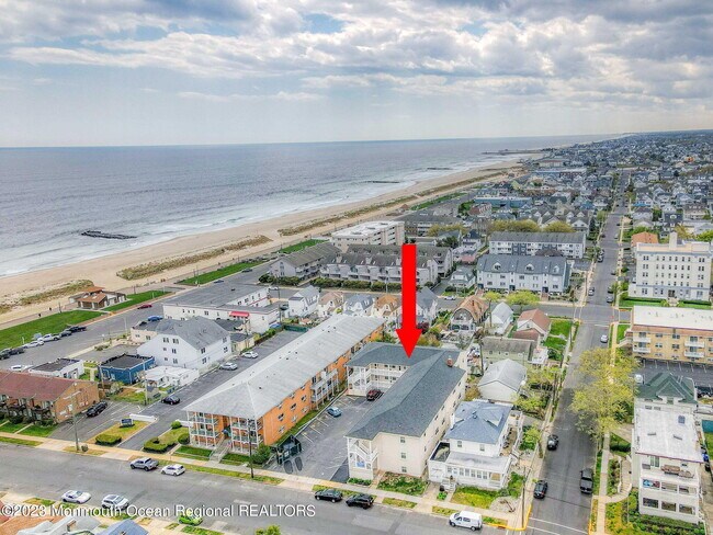 Photo - 107 McCabe Ave Unidad 308