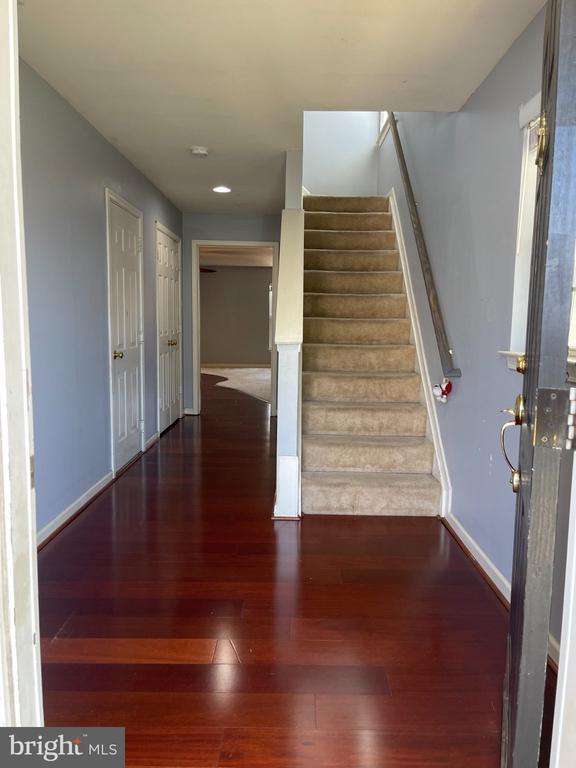 Photo - 5427 Upper Mill Terrace S