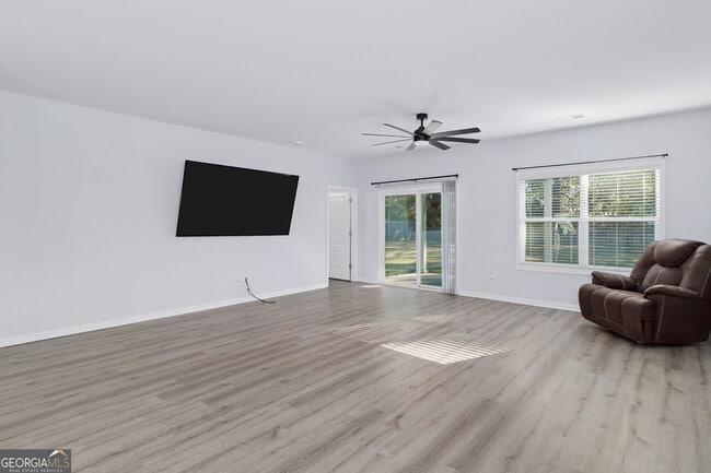 Photo - 120 Greenbriar Dr