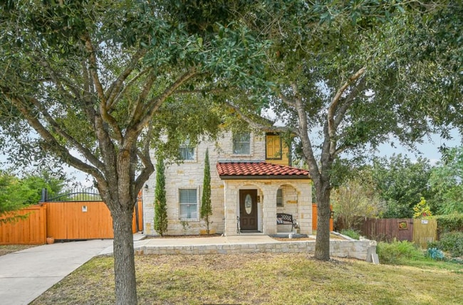 Photo - 18205 Great Falls Dr