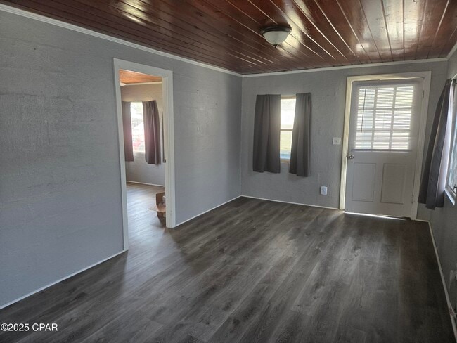 Photo - 205 W Toledo Pl