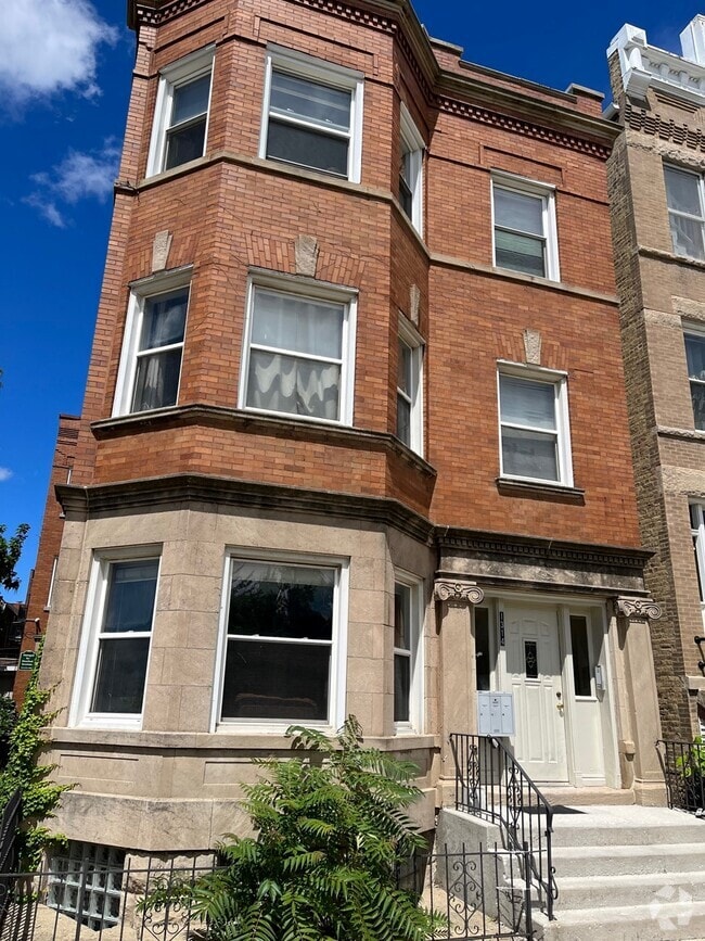 Building Photo - 1314 W Chestnut St Unit 2R Rental