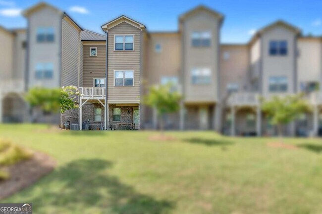 Photo - 2453 Soft Maple St