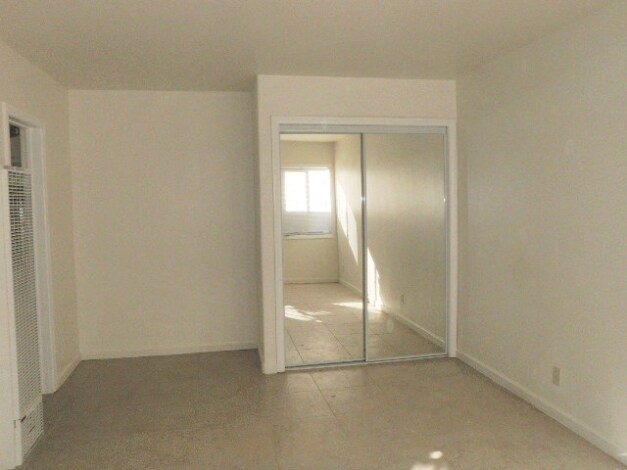 Photo - 1841-1845 Chestnut Avenue