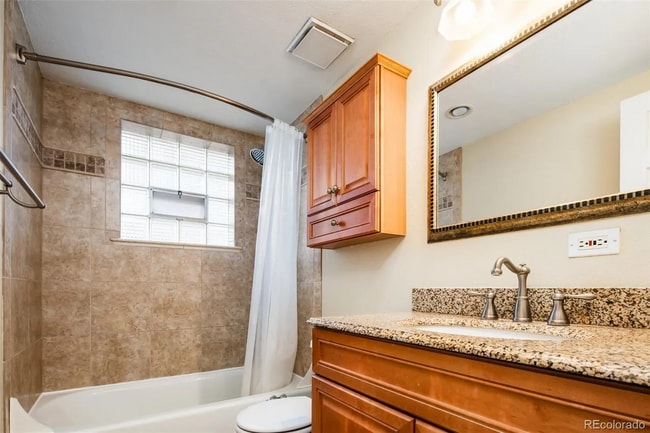 Photo - 2042 S Josephine St Unit 3