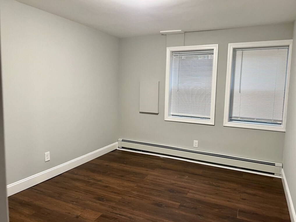 Photo - 4 Commonwealth Ct Unit 2