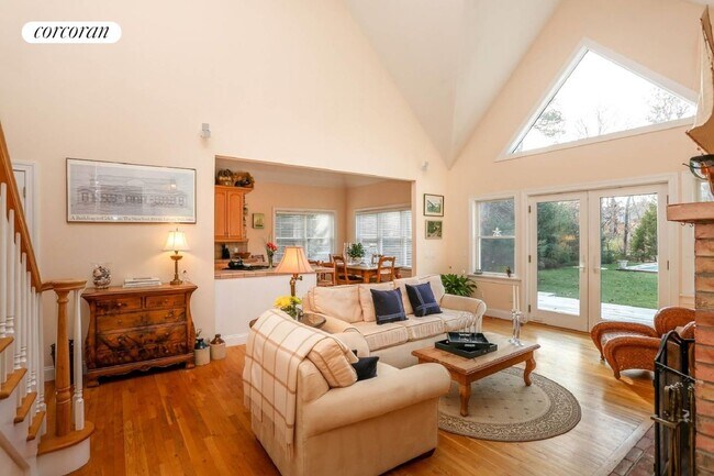 Photo - 30 Towhee Trail