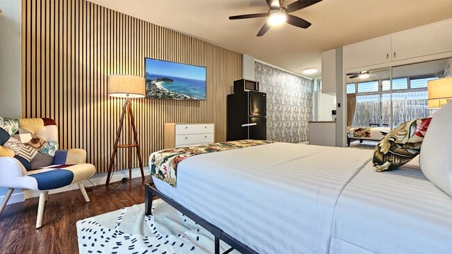 Photo - 432 Nmhana St