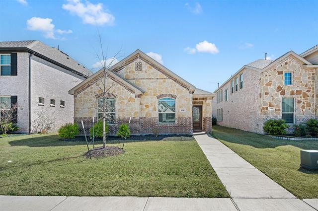 Building Photo - 1216 W Yarrow Ave