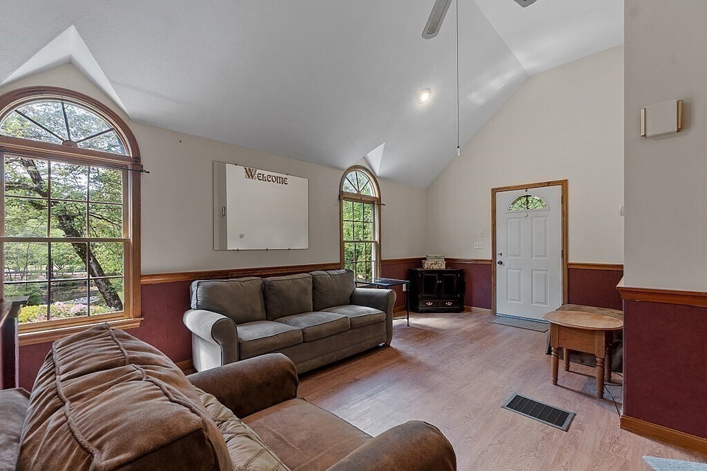 Photo - 36 Groton Rd Unidad 2