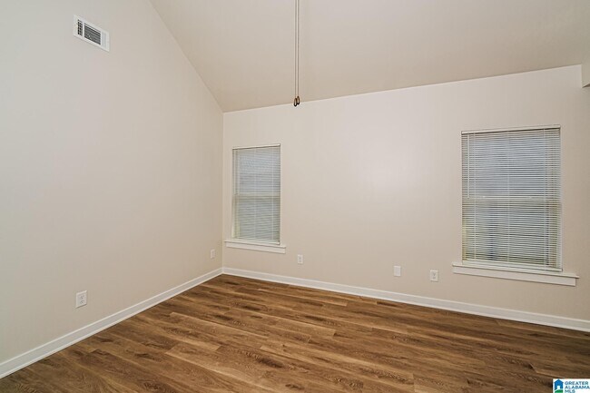 Photo - 576 Kincaid Cove Ln