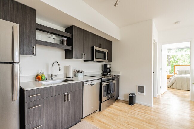 Photo - 2207 E Union St Unidad SI ID1364268P