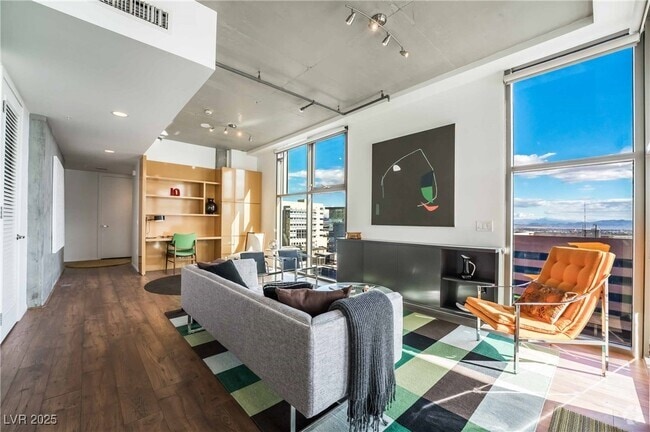 Building Photo - 353 E Bonneville Ave Unit 1004 Rental