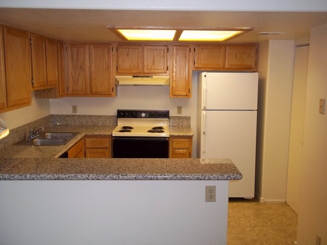 Photo - LAKEVIEW CONDOS