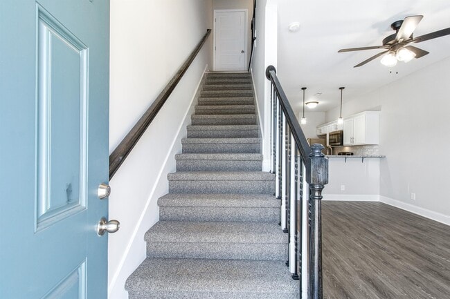 Photo - 215 Notgrass Rd