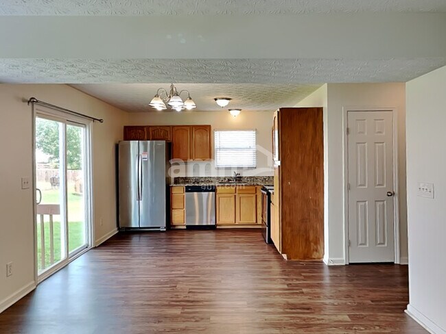 Photo - 1521 McKinney Ln