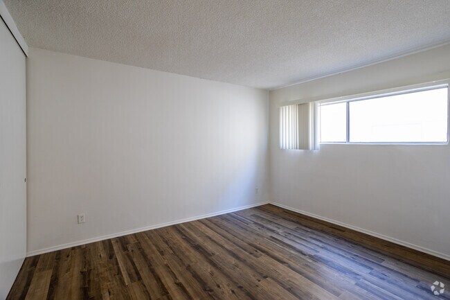 Dormitorio 1BR 1 BA 750 m2_-5 - Big Roscoe Apartments
