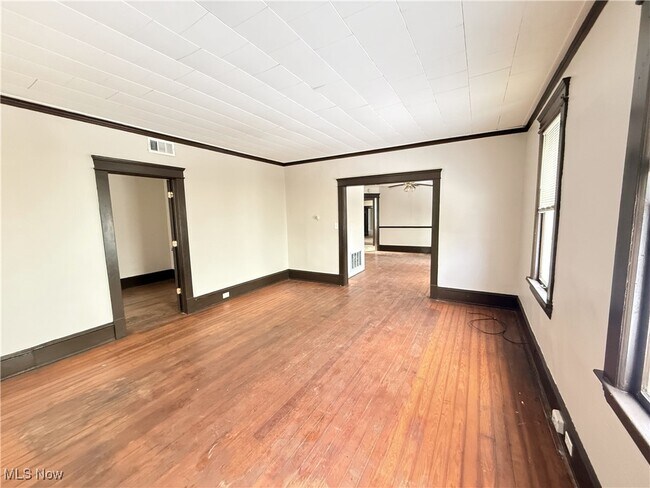 Photo - 3672 E 48th St Unit Down