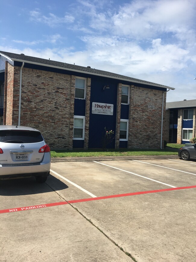 Hampshire Apartments - Hampshire Apartments