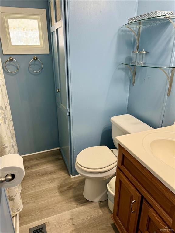 Photo - 8 E Clam Cir