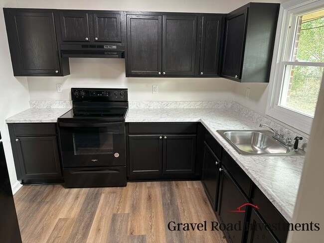 Photo - Beautifully Remodeled 3-Bedroom, 1-Bathroom House with Fenced Backyard