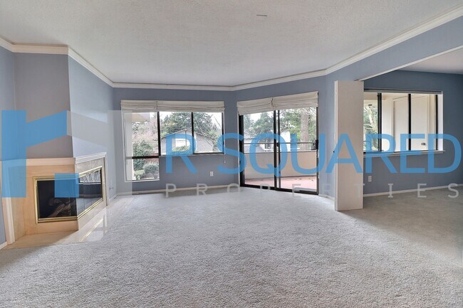 Photo - 401 100th Ave NE