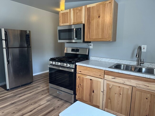 Photo - Newly Remodeled One Bedroom Garage Apartment