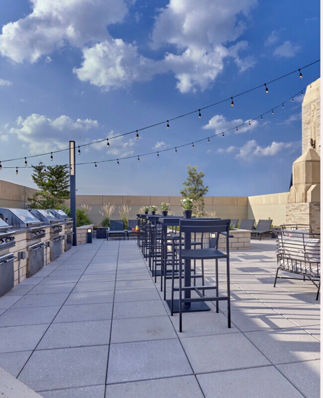 Photo - 579 Broad St