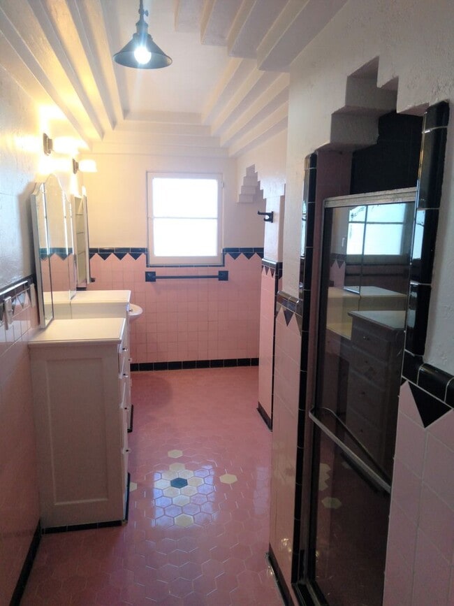 Photo - 316 Park Ave Unidad 318 Park Avenue