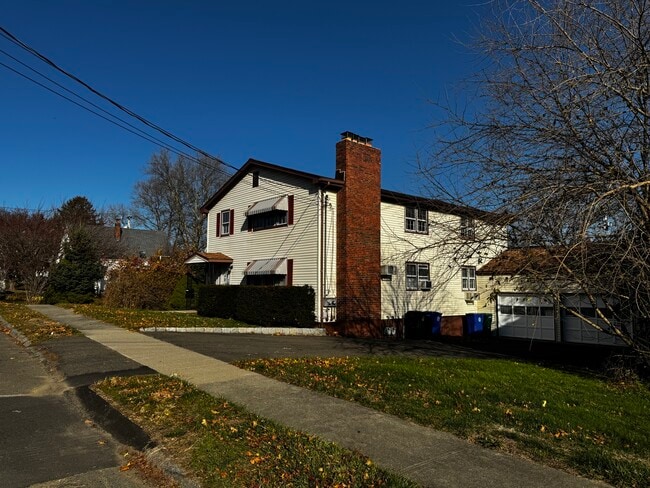 Photo - 430 Wiklund Ave