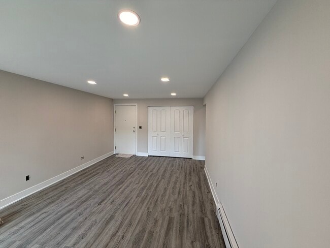 Photo - 5525 N Chester Ave Unit 42
