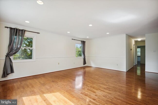 Photo - 4607 Marshall Hall Ln