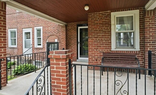 Photo - 770 E Washington Ave
