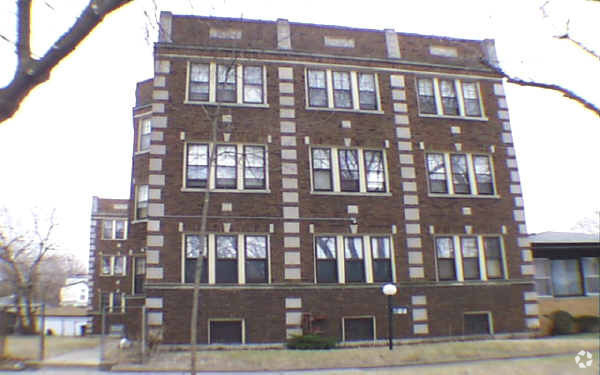 Building Photo - 621 E 89th Pl Rental