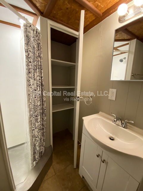 Photo - 117 N Shamrock St Unit 8