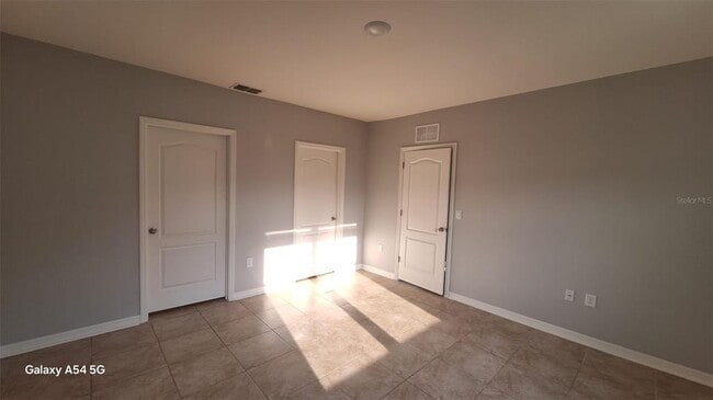 Photo - 754 Chinoy Rd