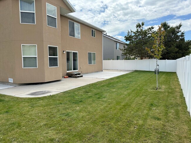 Photo - 458 S 2970 W