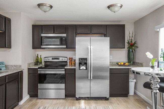 Photo - 2209 Ransdell St Apartments Unit 101